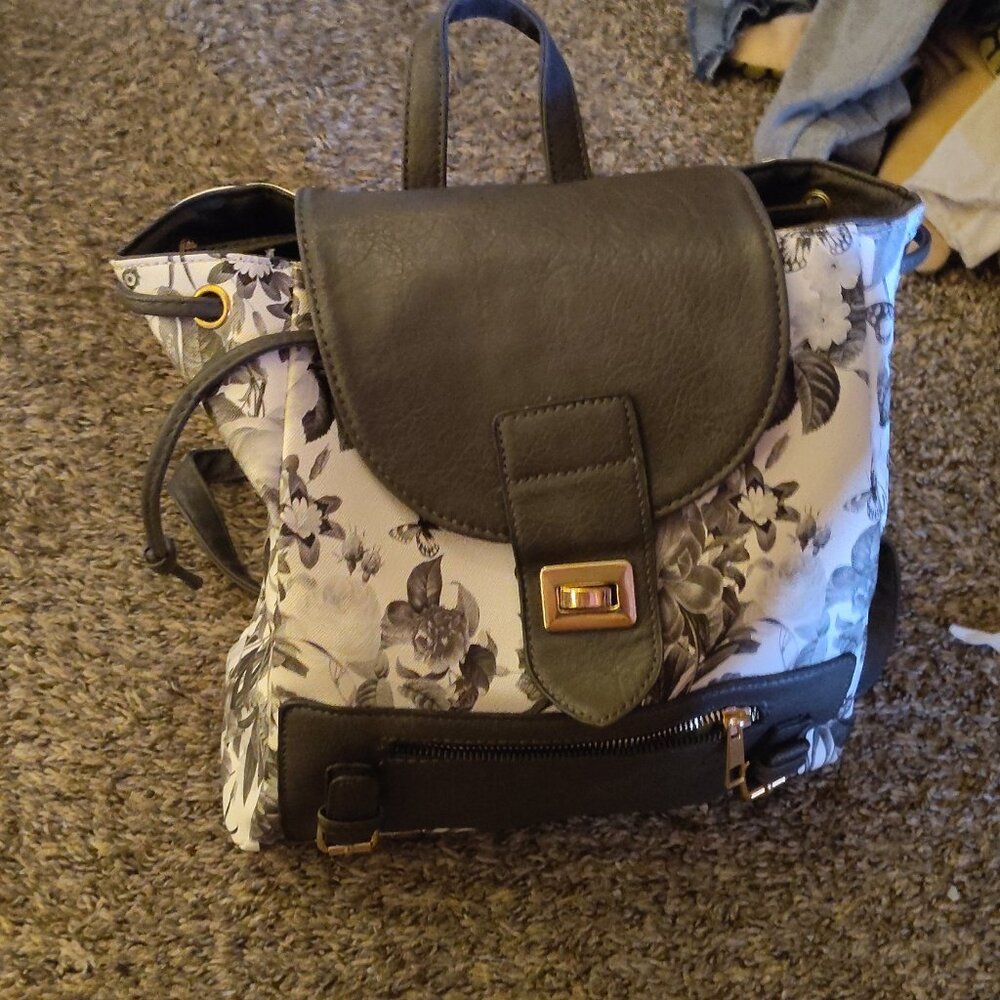 Carrying on bag